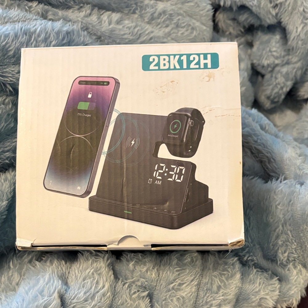 Buff Wireless Charging Station with Alarm Clock - Black